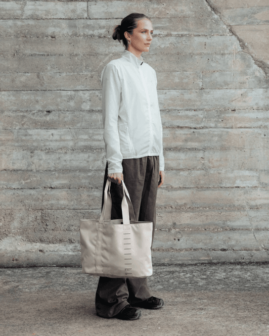 Hovedbilde Essential Tote 16L