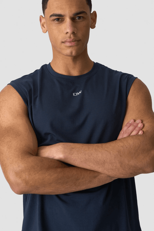 Stride Sleeveless Te