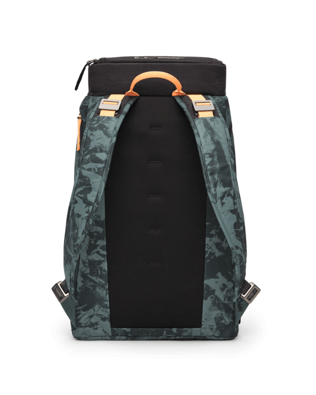 Hugger Backpack 25L