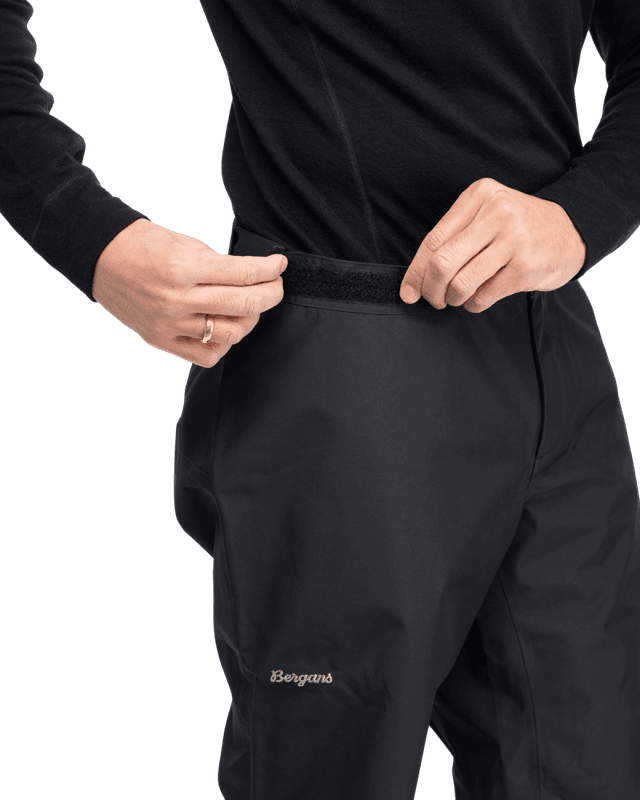 Essentials 2.5L Shell Pants Men